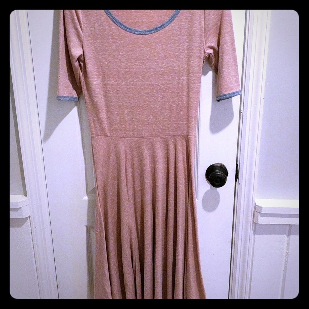 NBW LuLaRoe Nicole Dress heathered pink